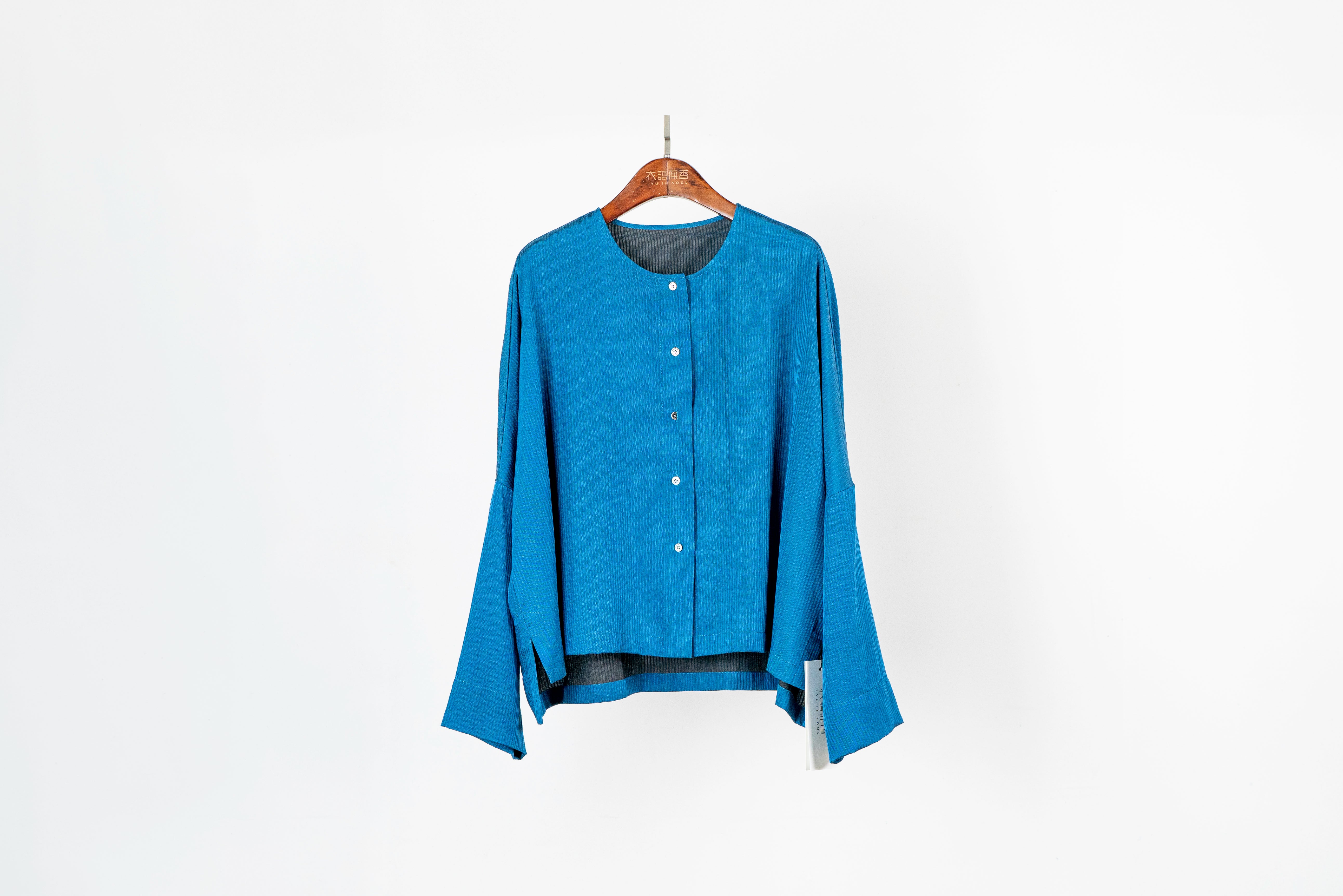 Peacock Blue Striped Round-Neck Xiangyun Silk Blouse - Yunsoar